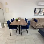 Apartament Ella's Place