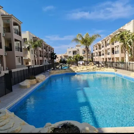 Ella's Place Apartman